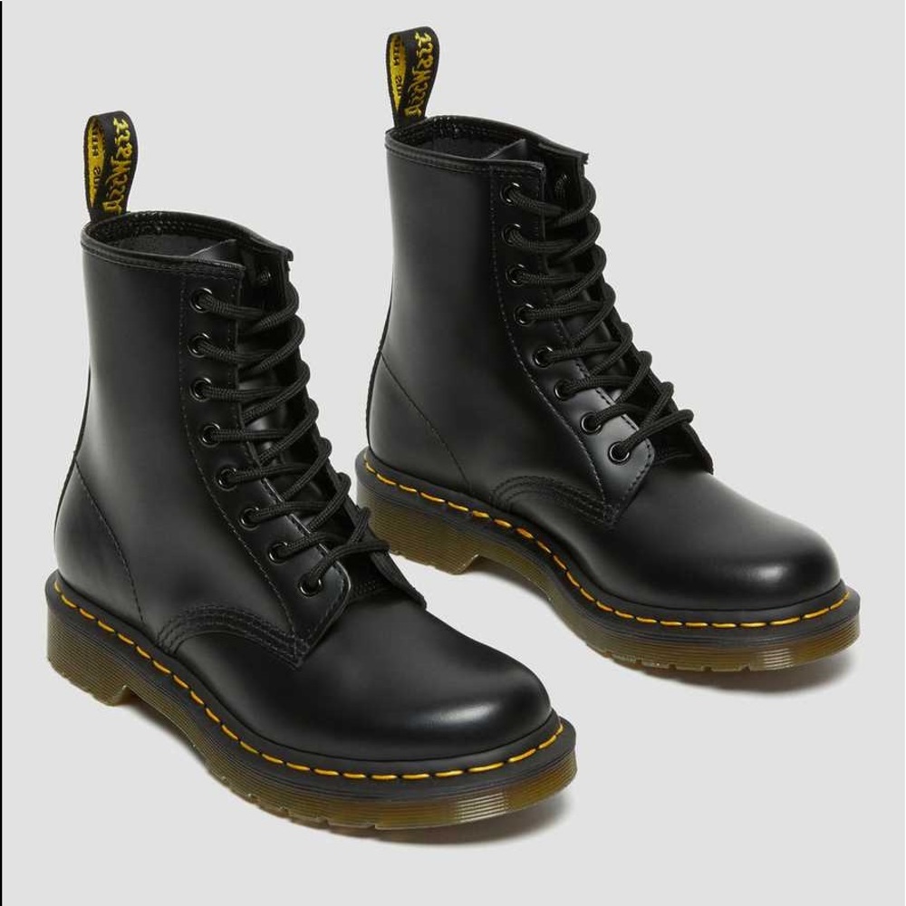 Dr. Martens 1460 Women’s Smooth Leather Lace Up Boots